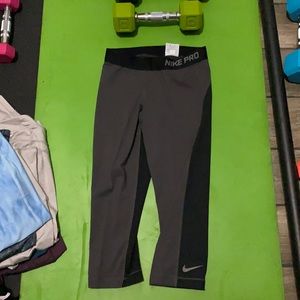Nike pro women’s leggings